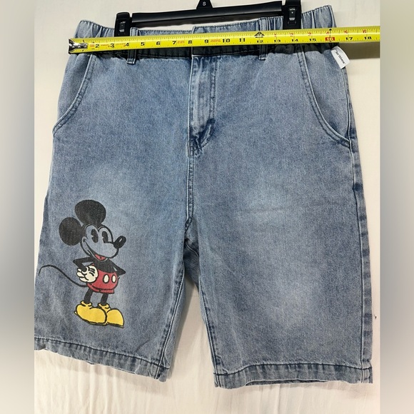 Vintage Disney Our Universe Mickey Mouse Denim Shorts Size L - Picture 4 of 11